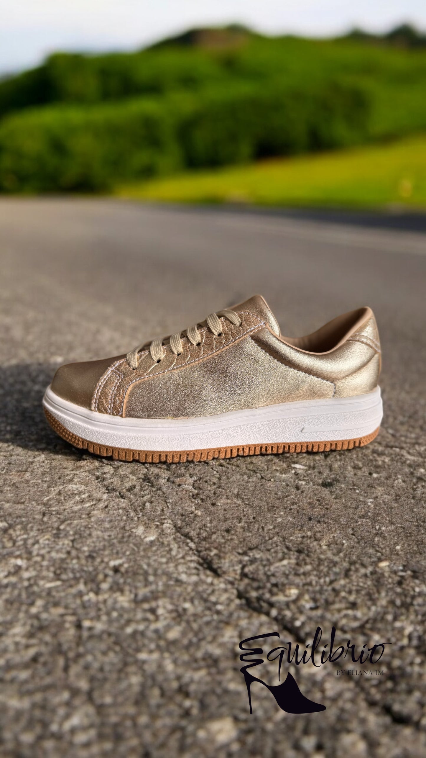 Zapatillas Gold Rose ( único par - 38 )