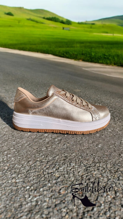 Zapatillas Gold Rose ( único par - 38 )