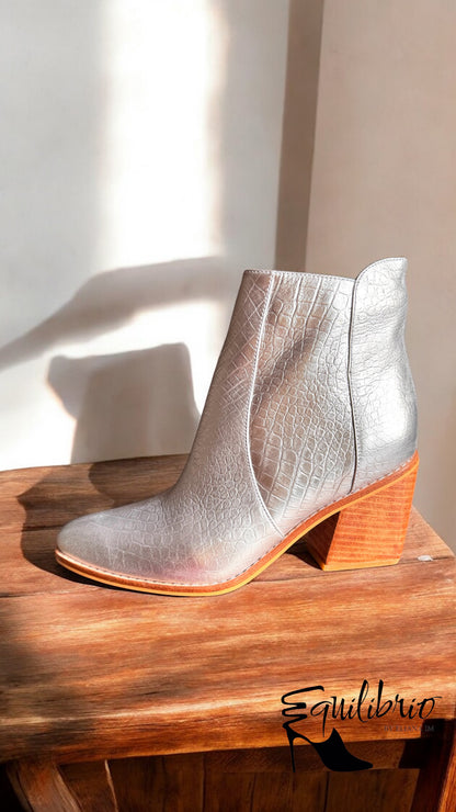 Botines Equilibrio Plata