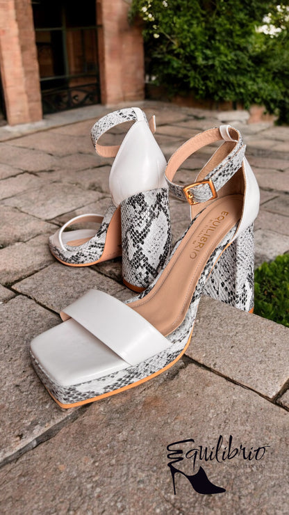 Sandalias Cobra